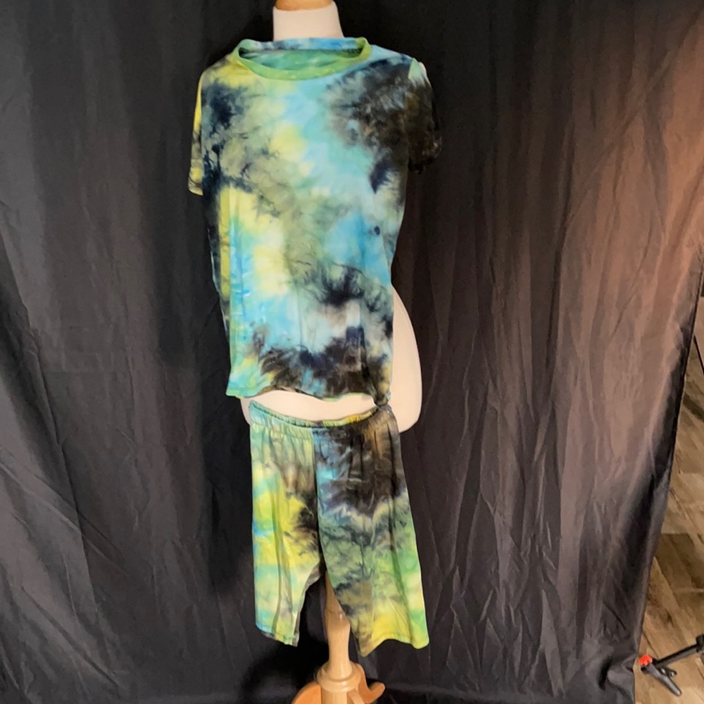 Tie die set. Super soft fabric